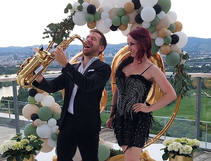 //www.riva-elegance.com/wp-content/uploads/2024/05/firmenevent_07.jpg